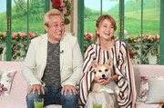 （左から）ガダルカナル・タカ、橋本志穂夫妻。(c)テレビ朝日