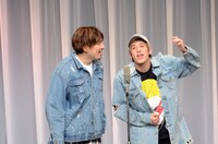 EXIT単独ライブ「eleven～MAJI 卍 NIGHT～」の様子。