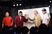 左から、HEY!たくちゃん、チャイムだんな(松丘慎吾)、バイきんぐ小峠、コトブキツカサ。