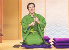 尾上松也演じる桂歌丸。