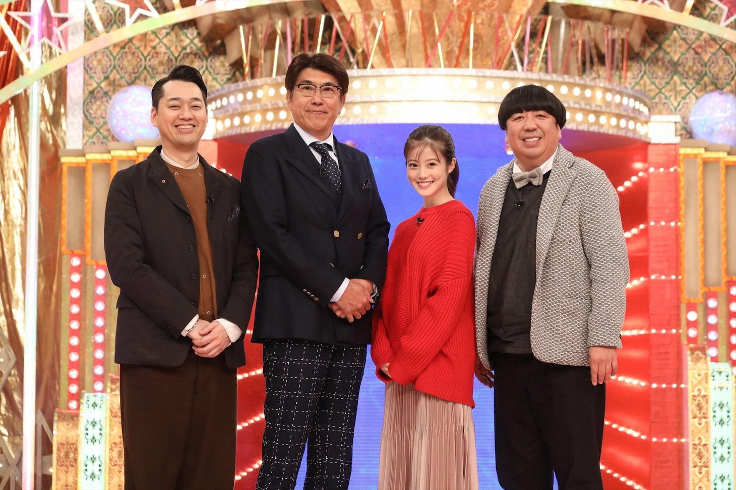 「土曜プレミアム『ザ・細かすぎて伝わらないモノマネ』」に出演する（左から）バナナマン設楽、石橋貴明、今田美桜、バナナマン日村。(c)フジテレビ