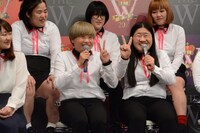 「女芸人No.1決定戦 THE W」決勝進出者会見の様子。