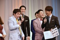 「M-1グランプリ2018」決勝進出者発表会見の様子。