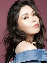 ボス顔メイクに挑戦した尼神インター誠子。