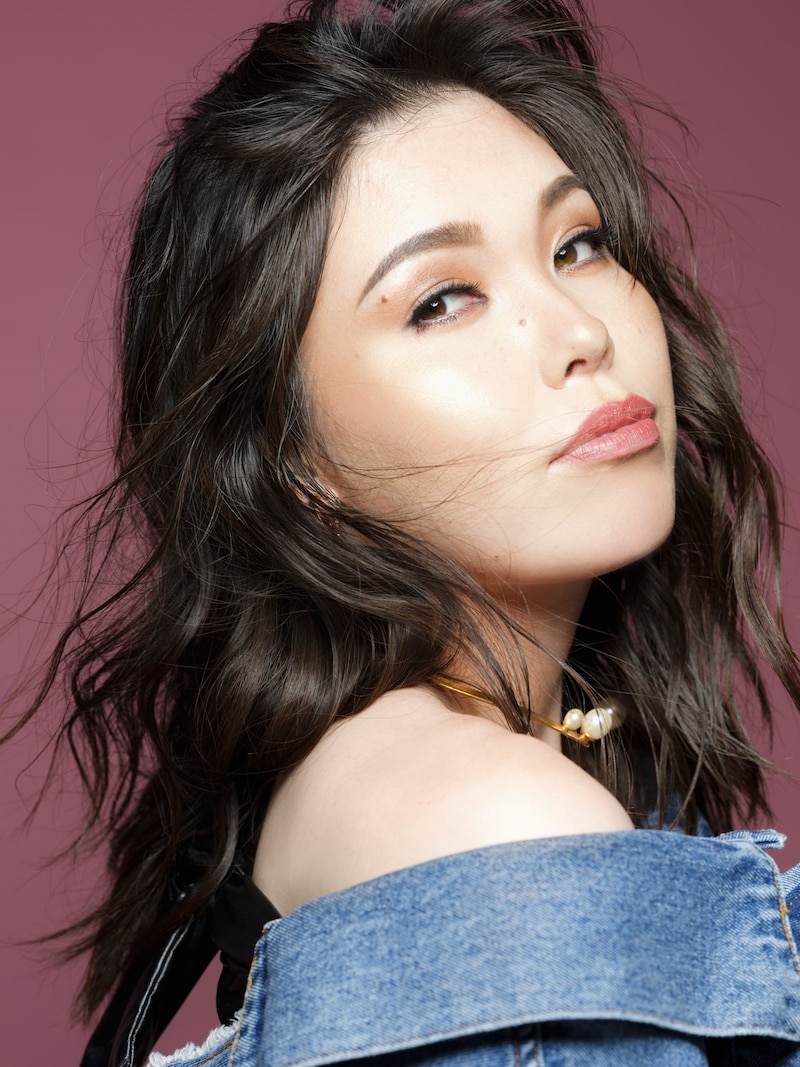 ボス顔メイクに挑戦した尼神インター誠子。