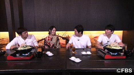 左から博多華丸、吉本実憂、今田耕司、博多大吉。