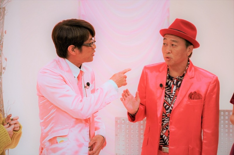 「トゥルルさまぁ～ず」に出演する、さまぁ～ず。(c)BeeTV
