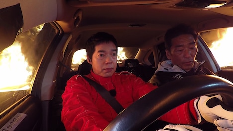 「今田・東野 世界へ飛ぶ ～The phoenix to the world～」のワンシーン。