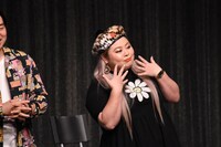 「広瀬すずです」と名乗る渡辺直美。