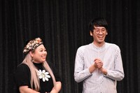 シャッフルトークのコーナーで2人きりになる渡辺直美とコマンダンテ安田。