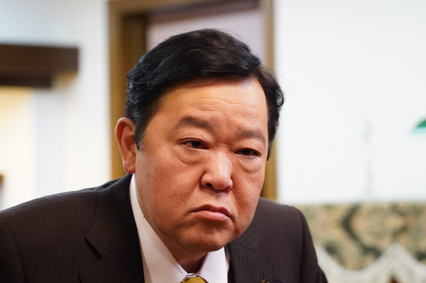 ドラマ「ドロ刑 -警視庁捜査三課-」に出演するダチョウ倶楽部・上島。(c)日本テレビ