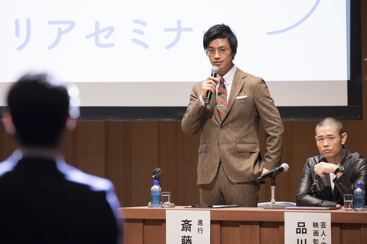 CM「ネクストキャリアセミナー」編の撮影中の様子。