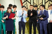 「よしもと漫才劇場4周年記念記者会見」には東京からやさしいズらも出席。