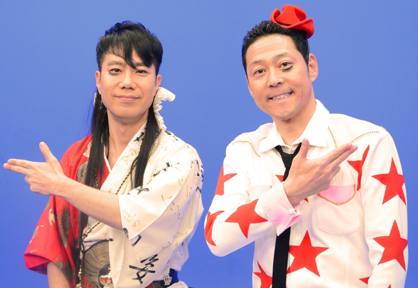 左からレフト藤井、ライト東野。