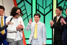 霜降り明星が出演した「Kakeru翔LIVE」の様子。