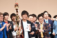 「月笑 2018」を制したのはアイデンティティだった。