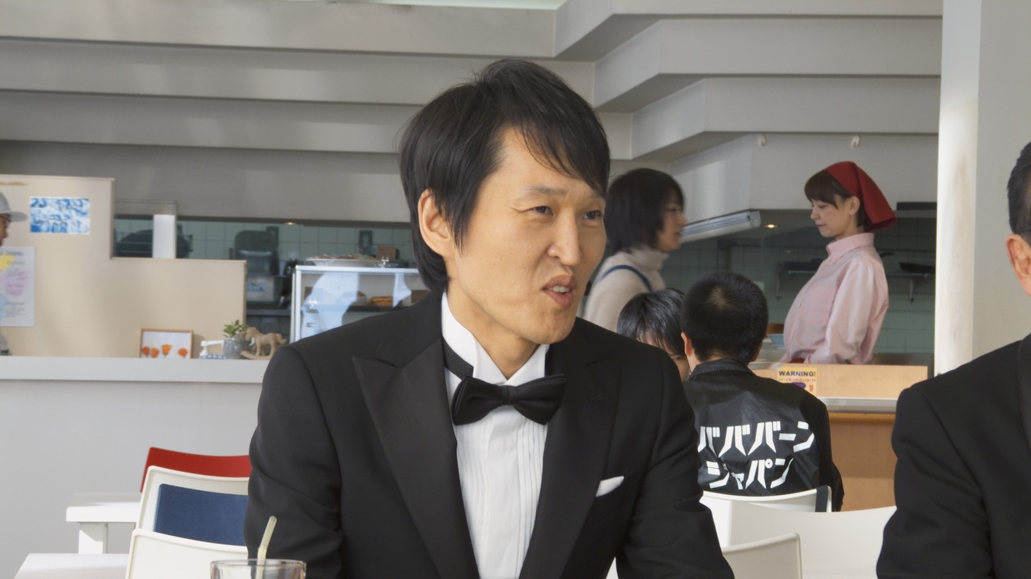 CM「【年末年始もヤバババーン】ヤバババーン・ジャパン？」編に出演する千原ジュニア。