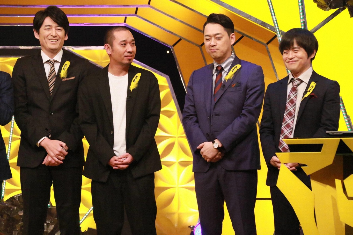 （左から）博多大吉、千鳥・大悟、バナナマン設楽、バカリズム。(c)フジテレビ