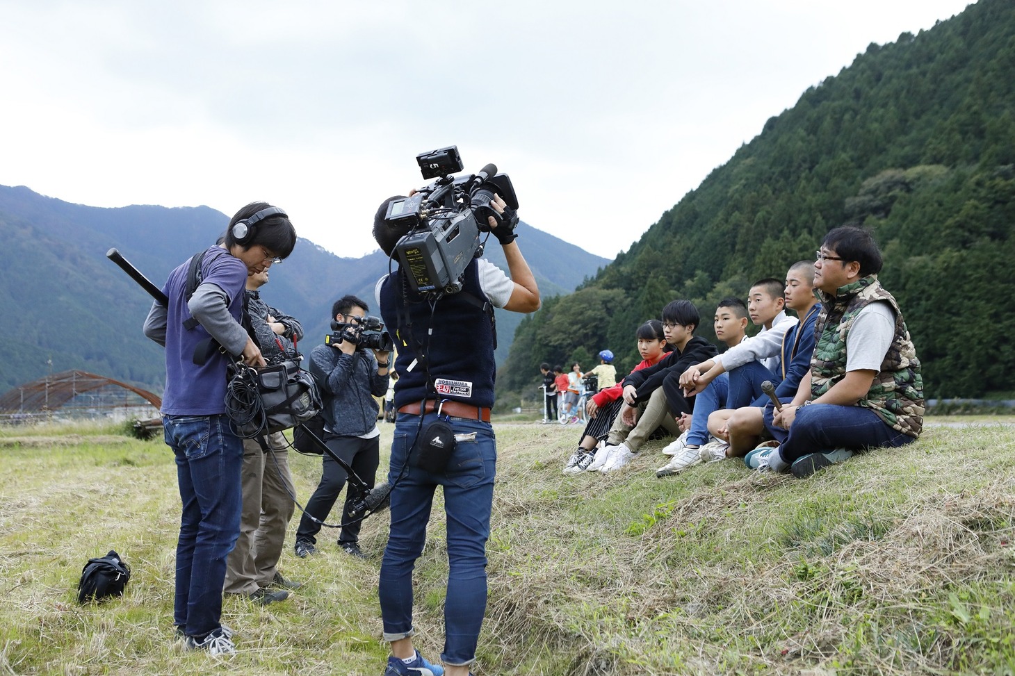 カンニング竹山のロケの様子。