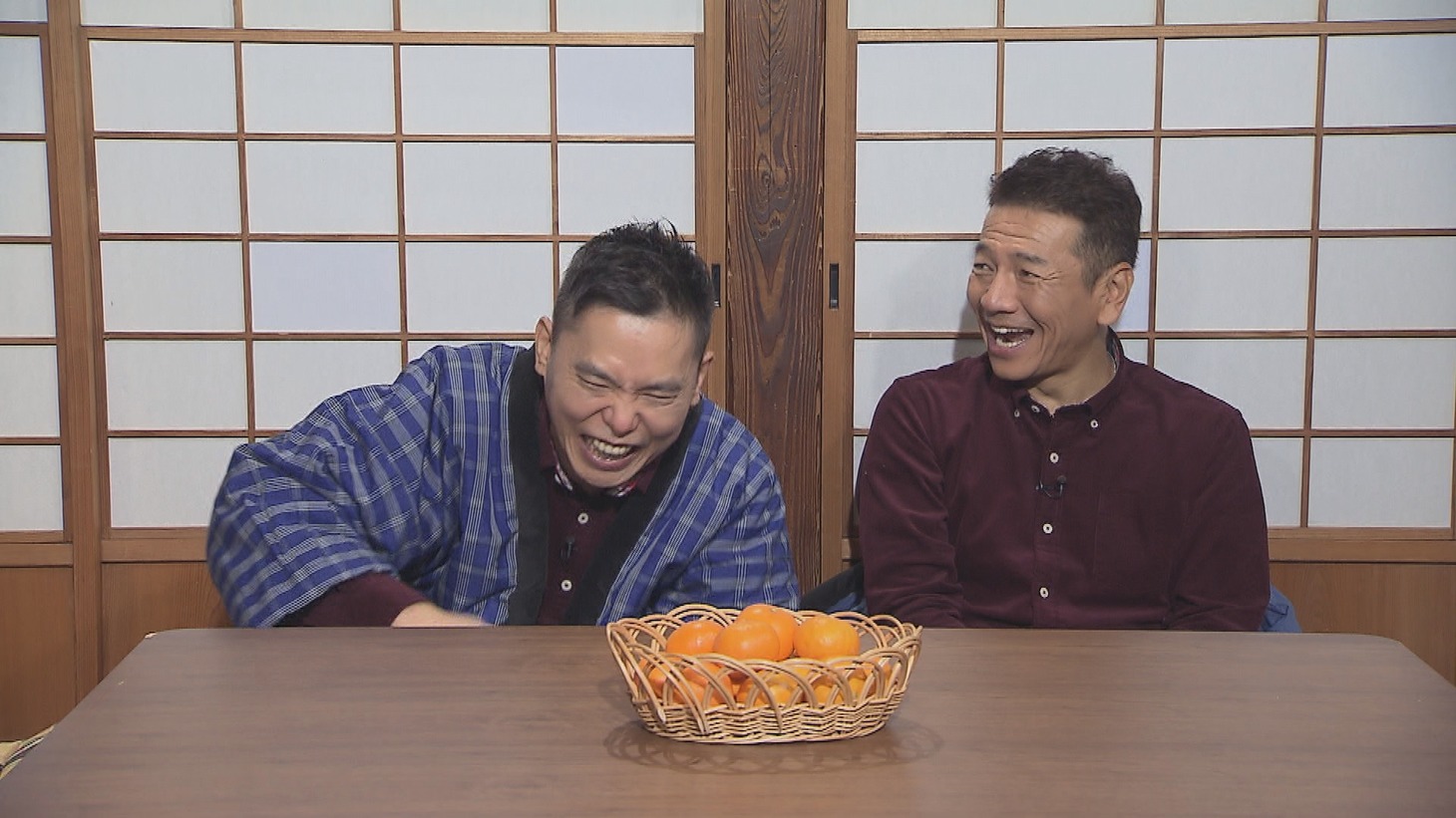 「太田上田」に出演する（左から）爆笑問題・太田、くりぃむしちゅー上田。(c)中京テレビ