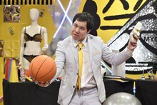 「霜降り明星100人斬り」のワンシーン。(c)読売テレビ