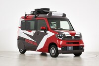 チュートリアル福田のカスタムカー「移動式バイクパーク フクダーランド」。