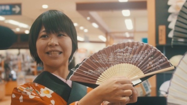 「霜降りAマッソ 笑いの修学旅行」より。(c)静岡朝日テレビ