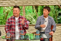 「サワコの朝」に出演するブラックマヨネーズ（右2人）。(c)MBS