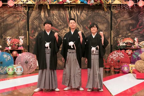 （左から）バナナマンとバカリズム。(c)フジテレビ