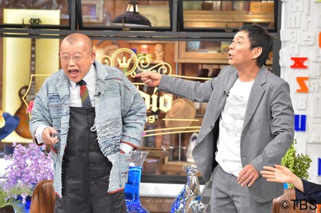 （左から）笑福亭鶴瓶、明石家さんま。