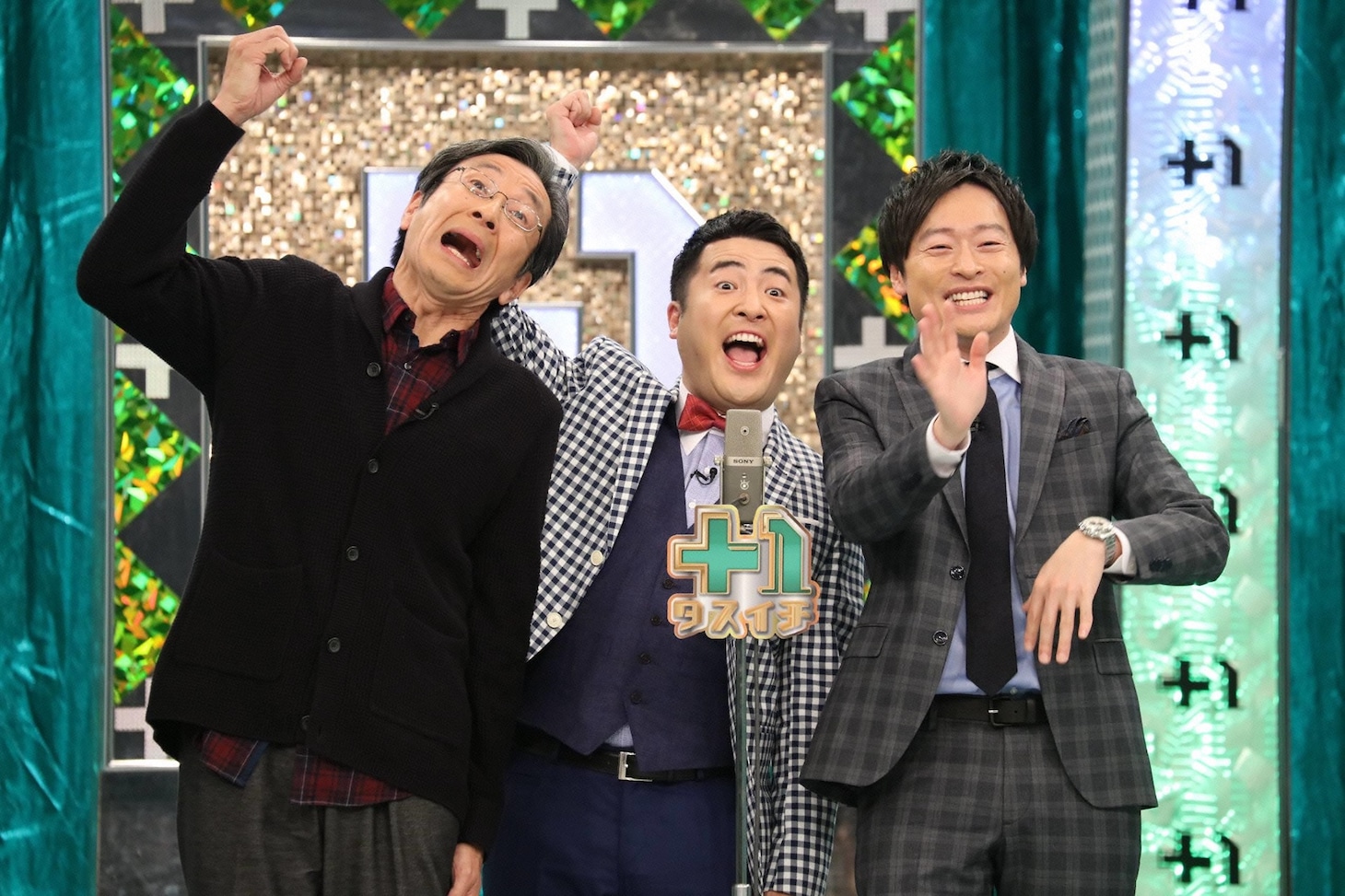 和牛と佐戸井けん太（左）。(c)フジテレビ