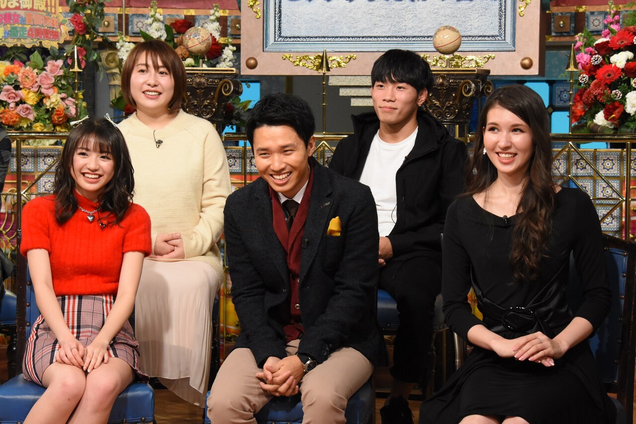 「超踊る！さんま御殿!! サンタ美女と菅田将暉、大泉洋が暴走4時間祭」のワンシーン。(c)日本テレビ