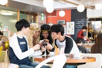 CM撮影中の様子。