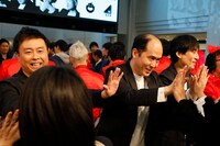 ハイタッチ会の様子。