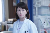 沢口靖子 (c)テレビ朝日