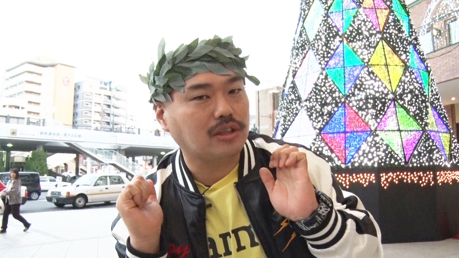 「パシれ！メロス」にて長崎県を訪れ、珍道中を繰り広げる安田大サーカス・クロちゃん。(c)テレビ長崎