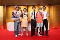 放送を前にした記者会見に出席した（左から）よゐことブリリアン。(c)テレビ朝日