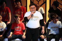 「マンゲキ歌合戦inよしもと漫才劇場」の様子。