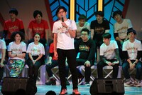 「マンゲキ歌合戦inよしもと漫才劇場」の様子。