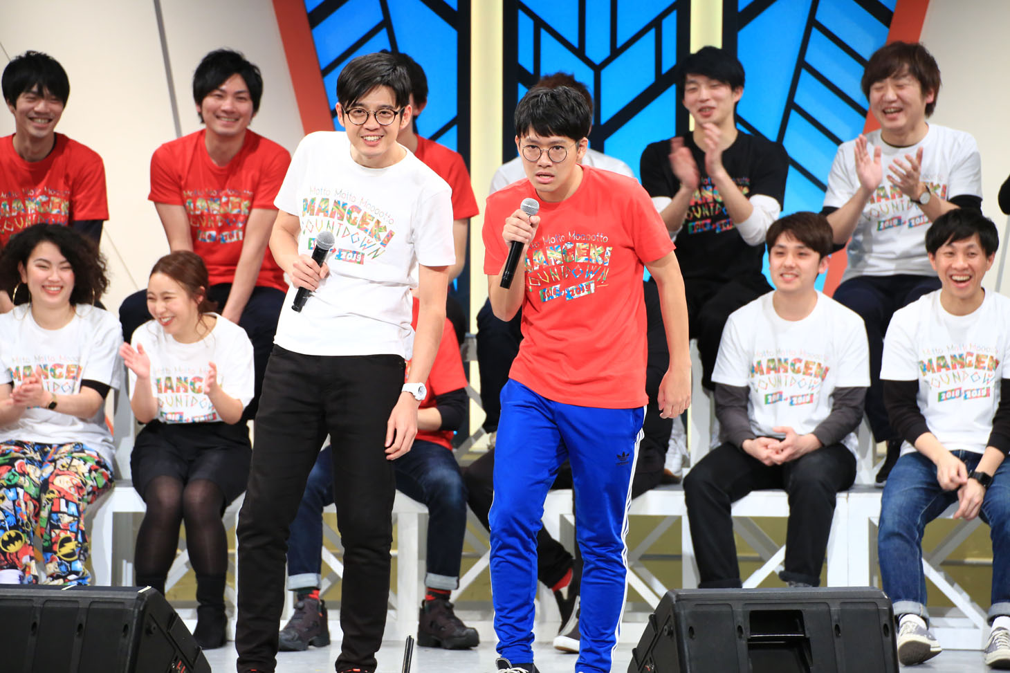 「マンゲキ歌合戦inよしもと漫才劇場」の様子。