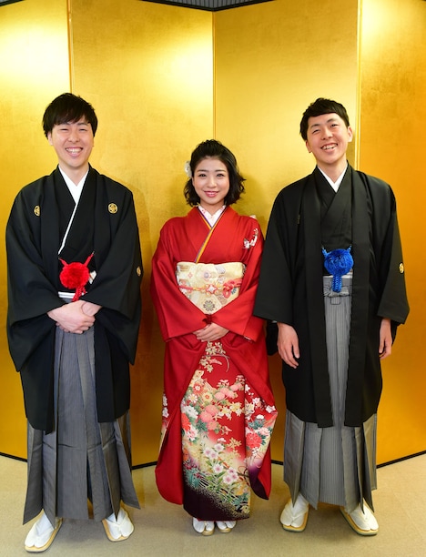 左から吉田たち・こうへい、井上安世、吉田たち・ゆうへい。