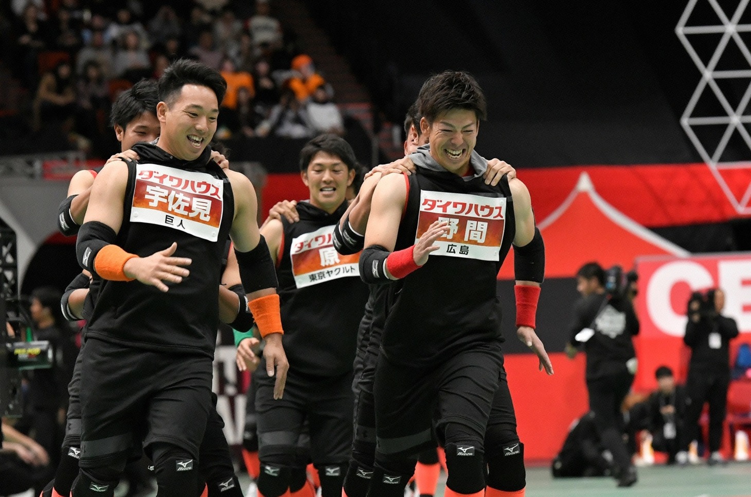 「ダイワハウススペシャル プロ野球No.1決定戦 バトルスタジアム」のワンシーン。(c)読売テレビ