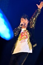 「清水ミチコ・森山良子 初夢フェス in 武道館 ～ライブでアラモード～」の様子。