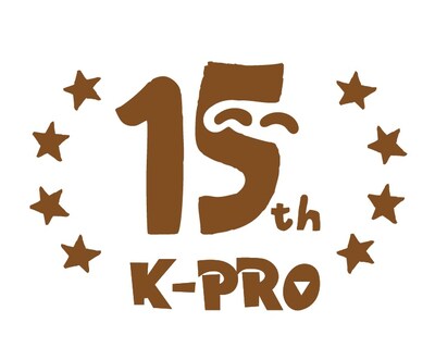 K-PROの15周年ロゴ。