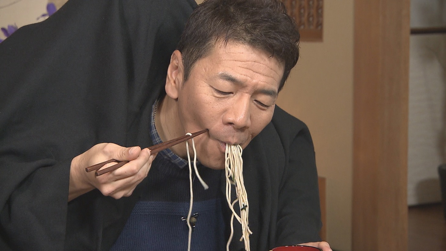 くりぃむしちゅー上田 (c)中京テレビ