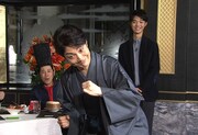 「ゴチ20 W新メンバーはアノ美女と(秘)野獣!?野村萬斎も大興奮SP」のワンシーン。(c)日本テレビ