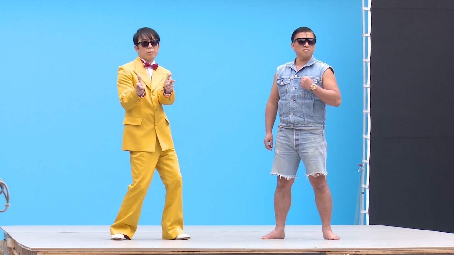 WebCM「モンストで GETWILD！ミュージックビデオ」編の撮影中の様子。