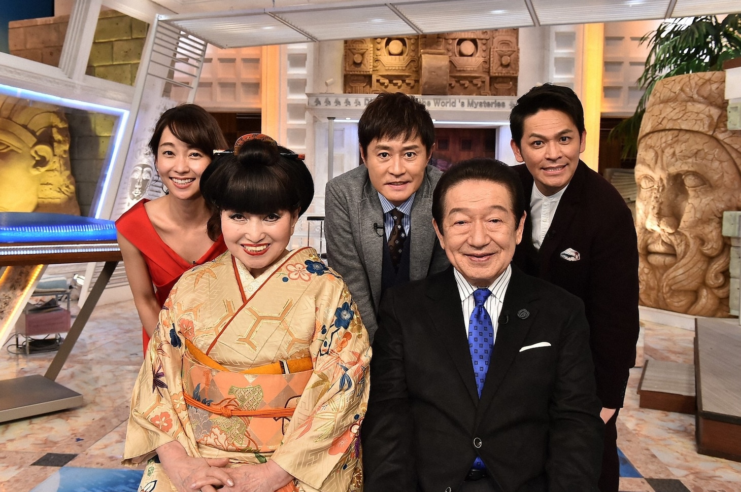 「世界ふしぎ発見！」1500回スペシャルの出演者たち。