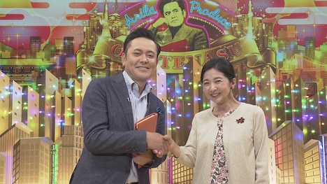 有田P（左）とゲストの宮崎美子（右）。(c)NHK