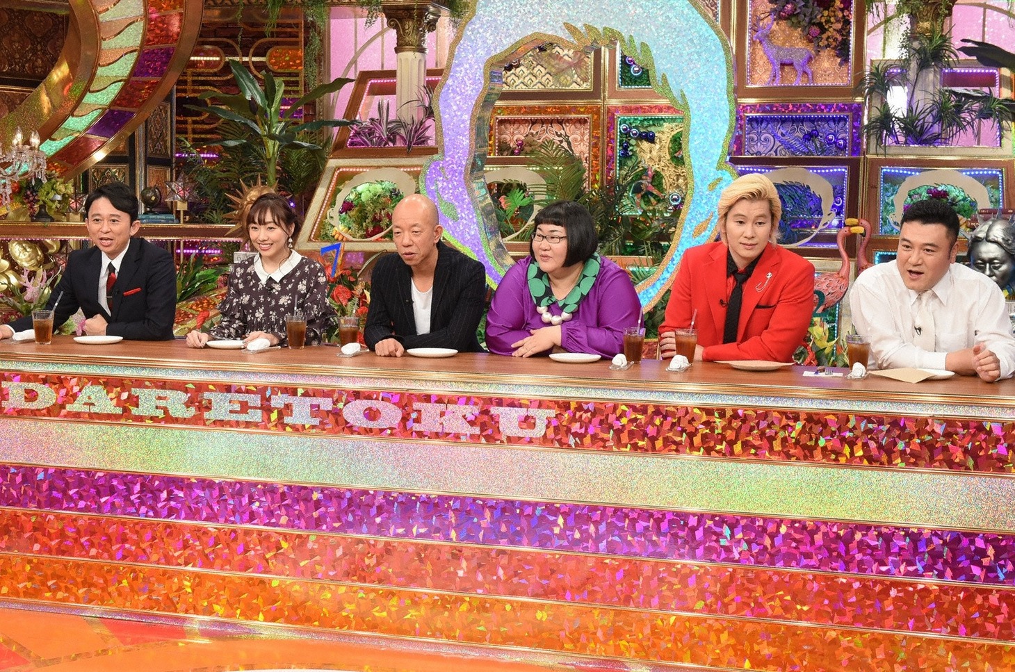 「没メニューレストラン」の出演者たち。(c)関西テレビ